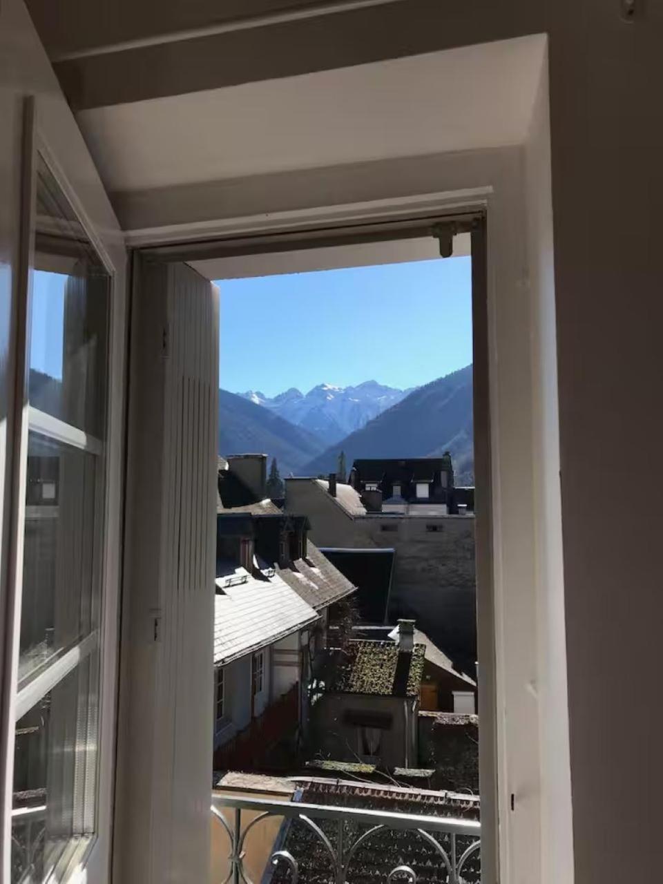 Апартаменты L'Alexiane, Centre Luchon, Parking Gratuit, Wifi Bagneres-de-Luchon Экстерьер фото